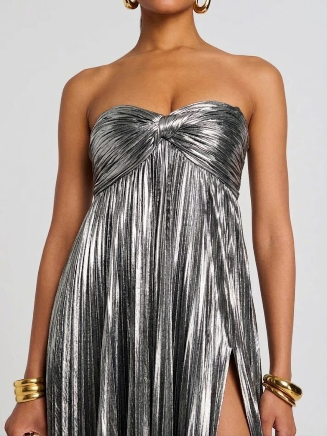 Maxi vestido para mujeres sin tirantes con cuerpo retorcido y abertura alta