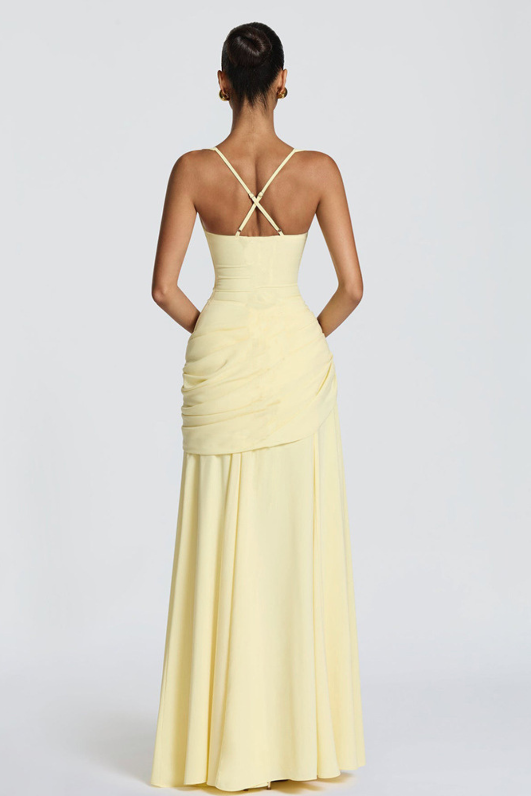 Vestido maxi para mujeres con escote cuadrado, cintura drapeada, tirantes delgados y espalda cruzada