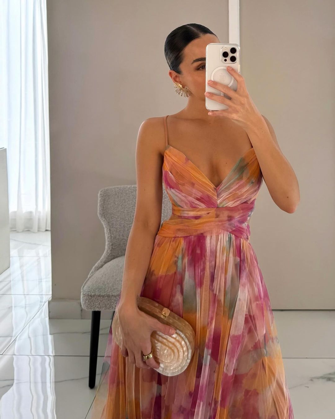 Lucía | Vestido largo fluido con tirantes y escote en V