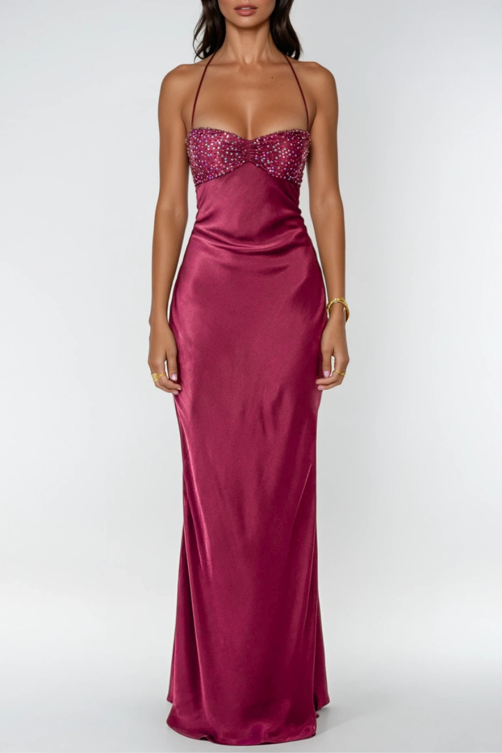 Vestido maxi de mujer con cuello halter, cuerpo adornado y espalda con cordones, corte recto