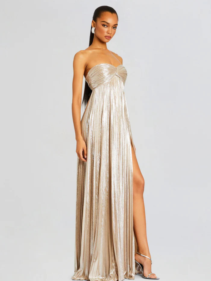 Maxi vestido para mujeres sin tirantes con cuerpo retorcido y abertura alta