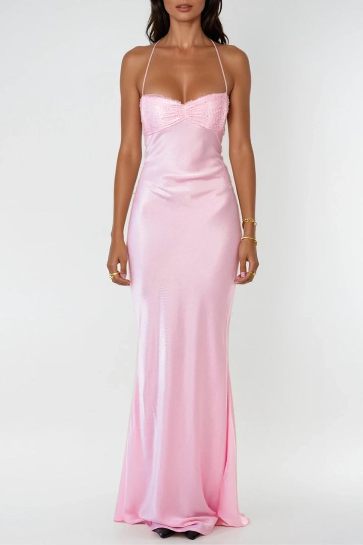 Vestido maxi de mujer con cuello halter, cuerpo adornado y espalda con cordones, corte recto