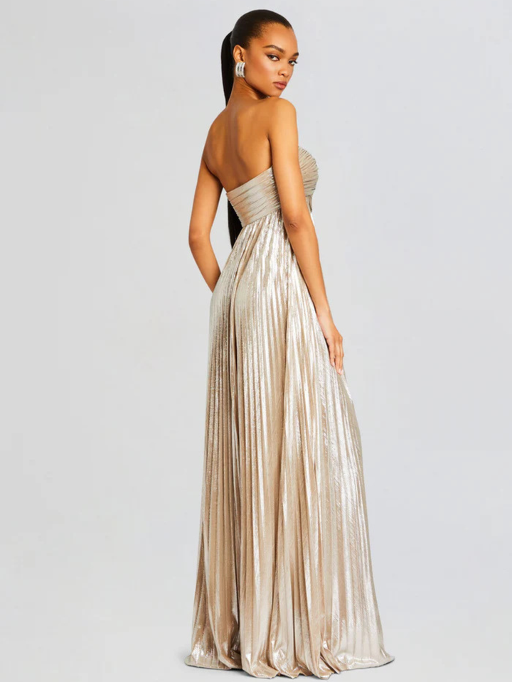 Maxi vestido para mujeres sin tirantes con cuerpo retorcido y abertura alta