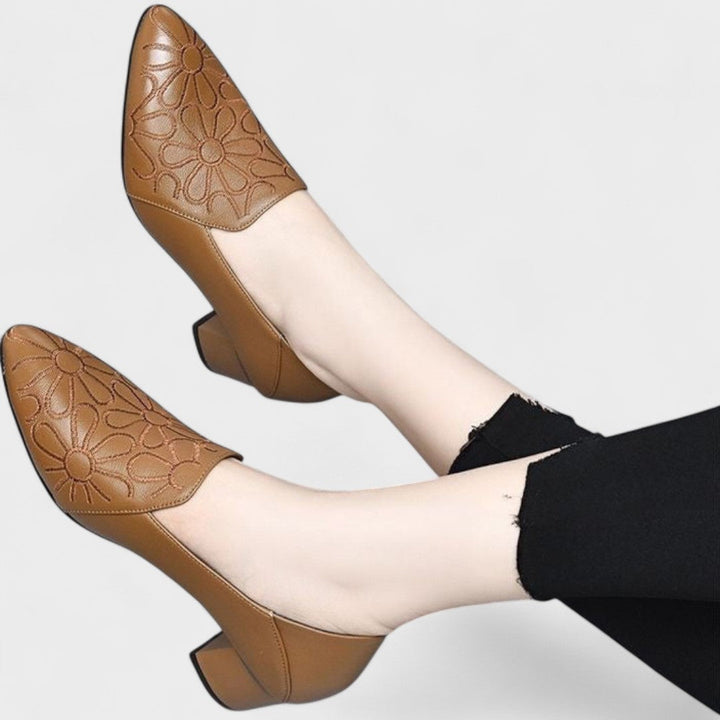 Ângela - Zapatos de tacón de piel vegana suave bordados