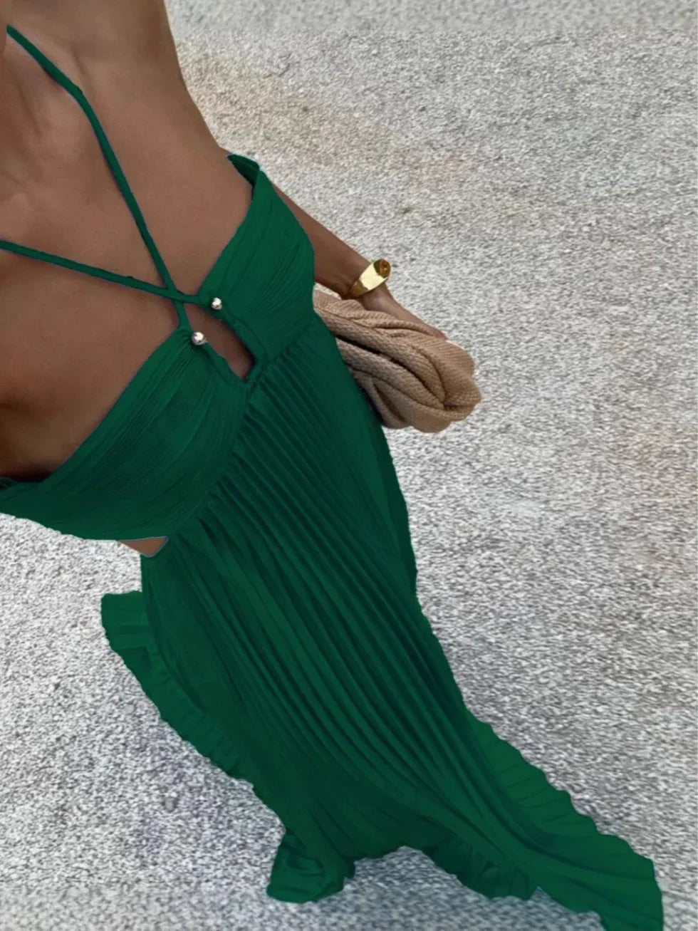 Vestido maxi con cuello halter plisado y corte lateral en la cintura