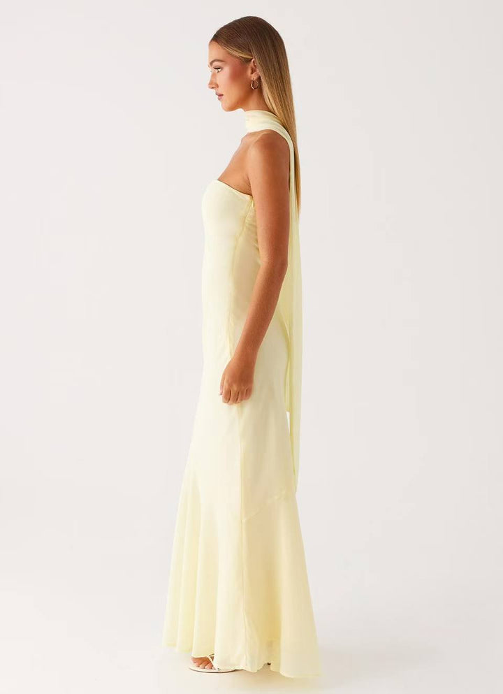 Vestido Maxi de mujer corte sirena con escote bandeau y cuello de bufanda integrado