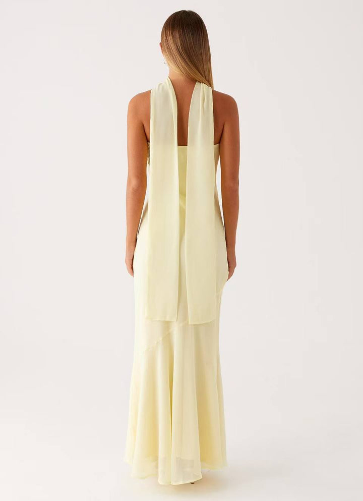 Vestido Maxi de mujer corte sirena con escote bandeau y cuello de bufanda integrado