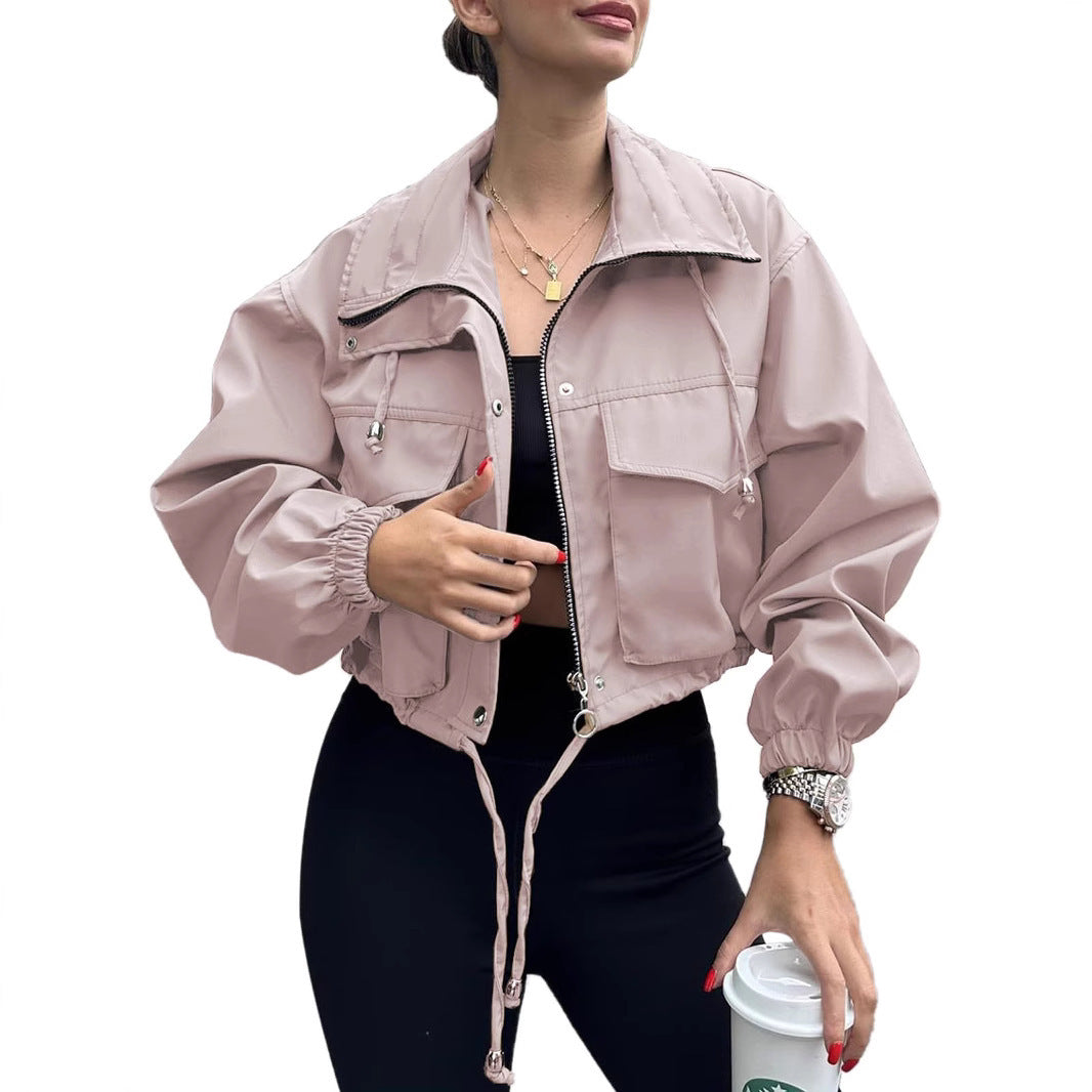 Chaqueta corta de señora con cordón ajustable y puños elásticos