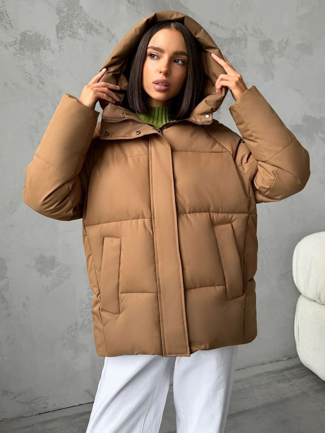 Abrigo acolchado oversized para mujer, con capucha y bolsillos integrados