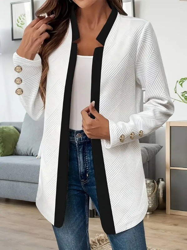 Blazer de señora con corte entallado y cuello en contraste