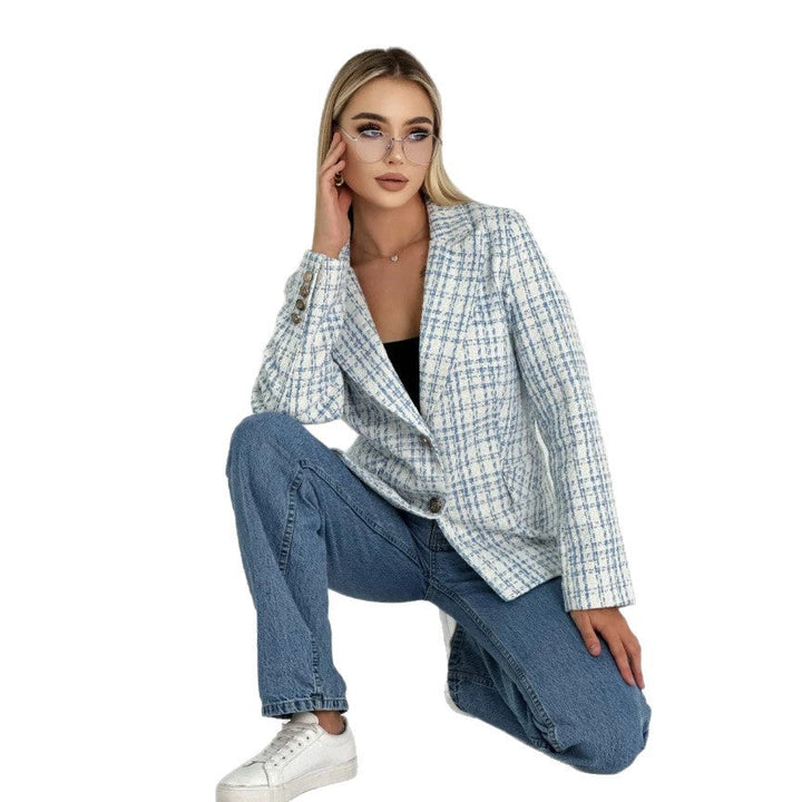 Blazer de señora con corte entallado y botones elegantes