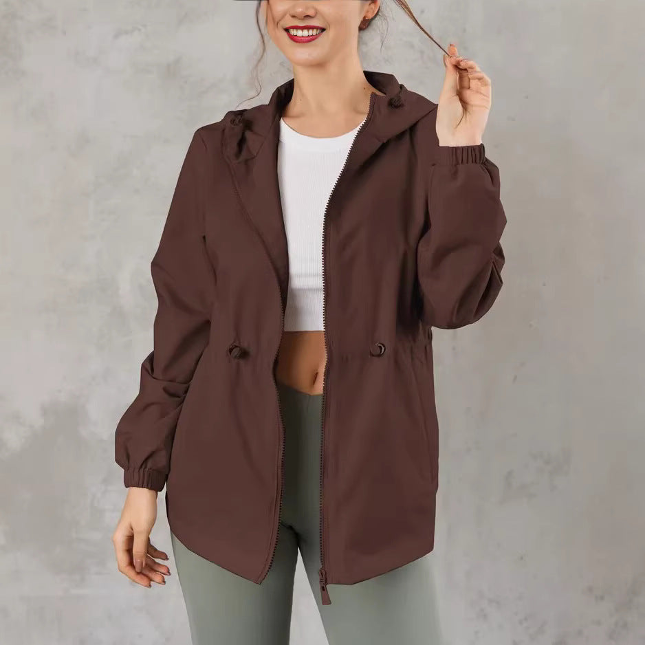 Abrigo exterior para mujer con capucha ajustable y bolsillos espaciosos
