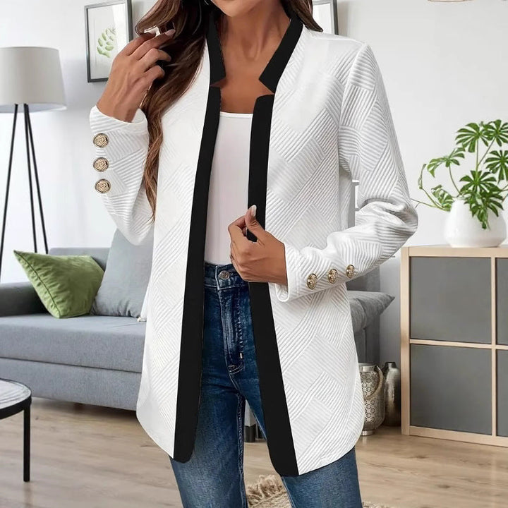 Blazer de señora con corte entallado y cuello en contraste