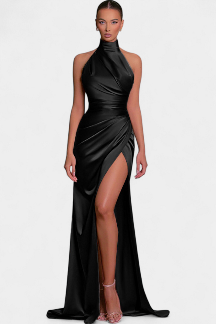 Symone Vestido Halter Torcido con Abertura Lateral Dramática