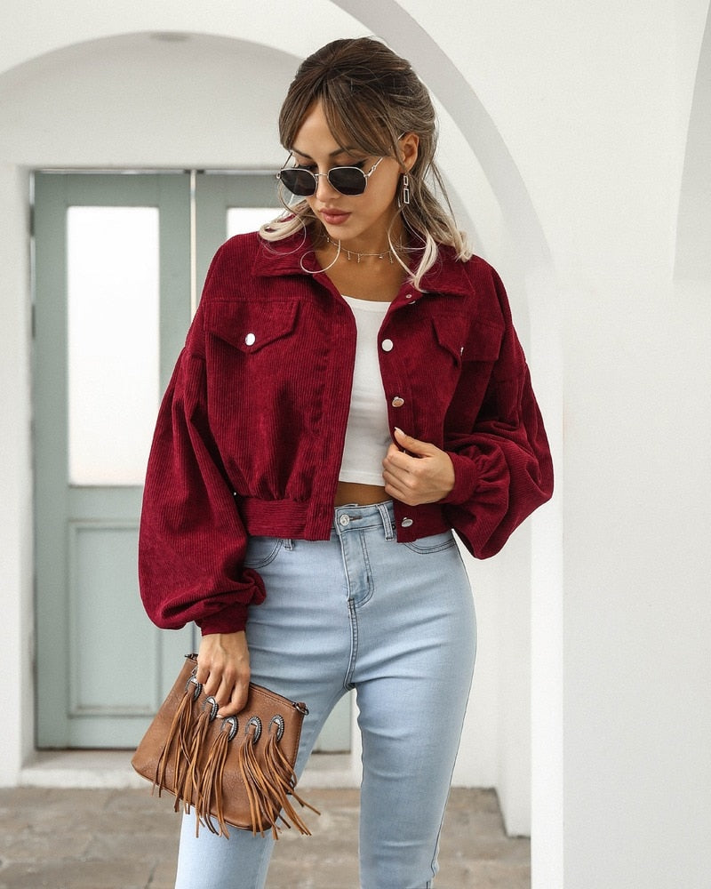 Sofía | Chaqueta cropped de señora con bolsillos y botones