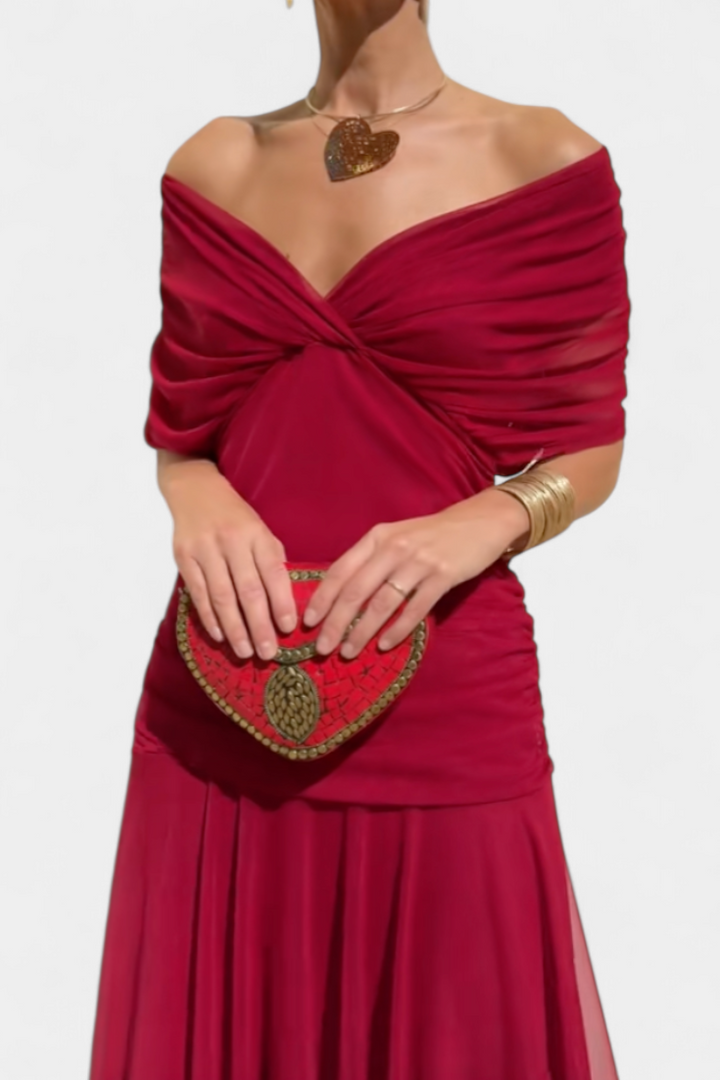 Vestido maxi para mujeres con hombros al descubierto, cintura fruncida y escote retorcido