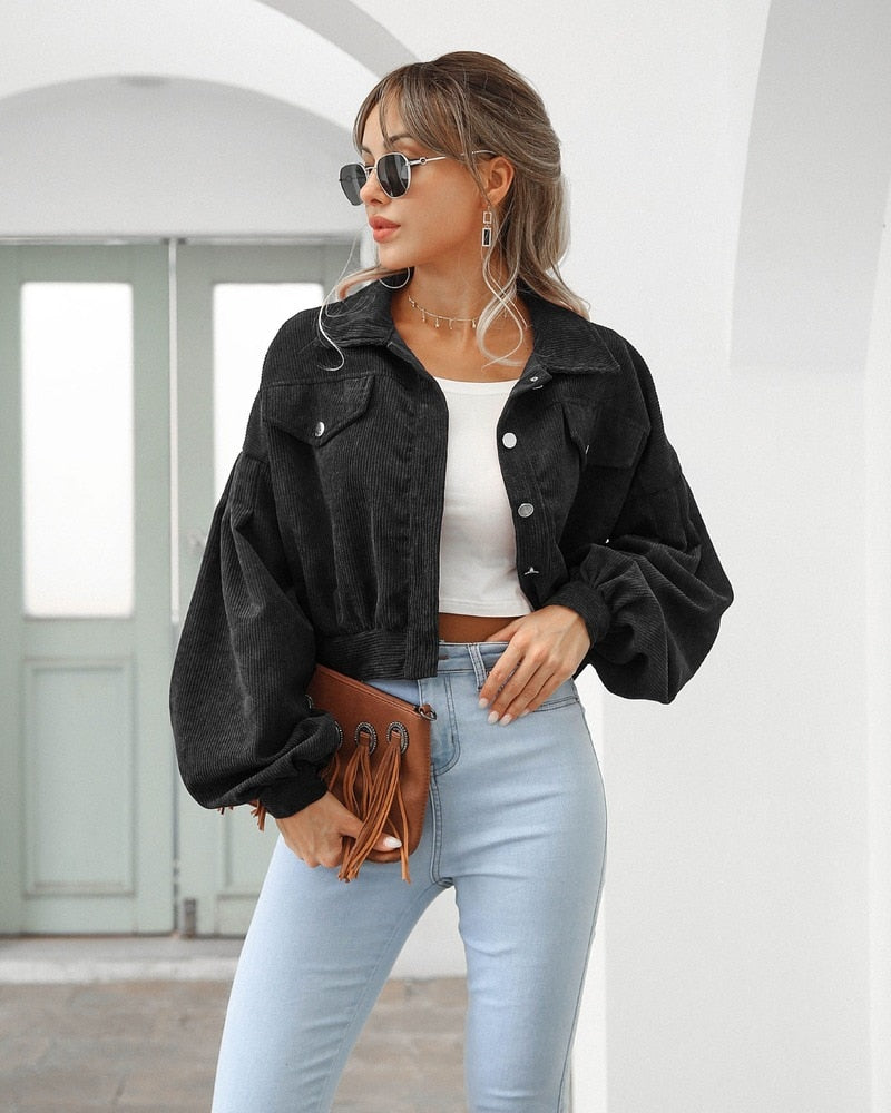 Sofía | Chaqueta cropped de señora con bolsillos y botones