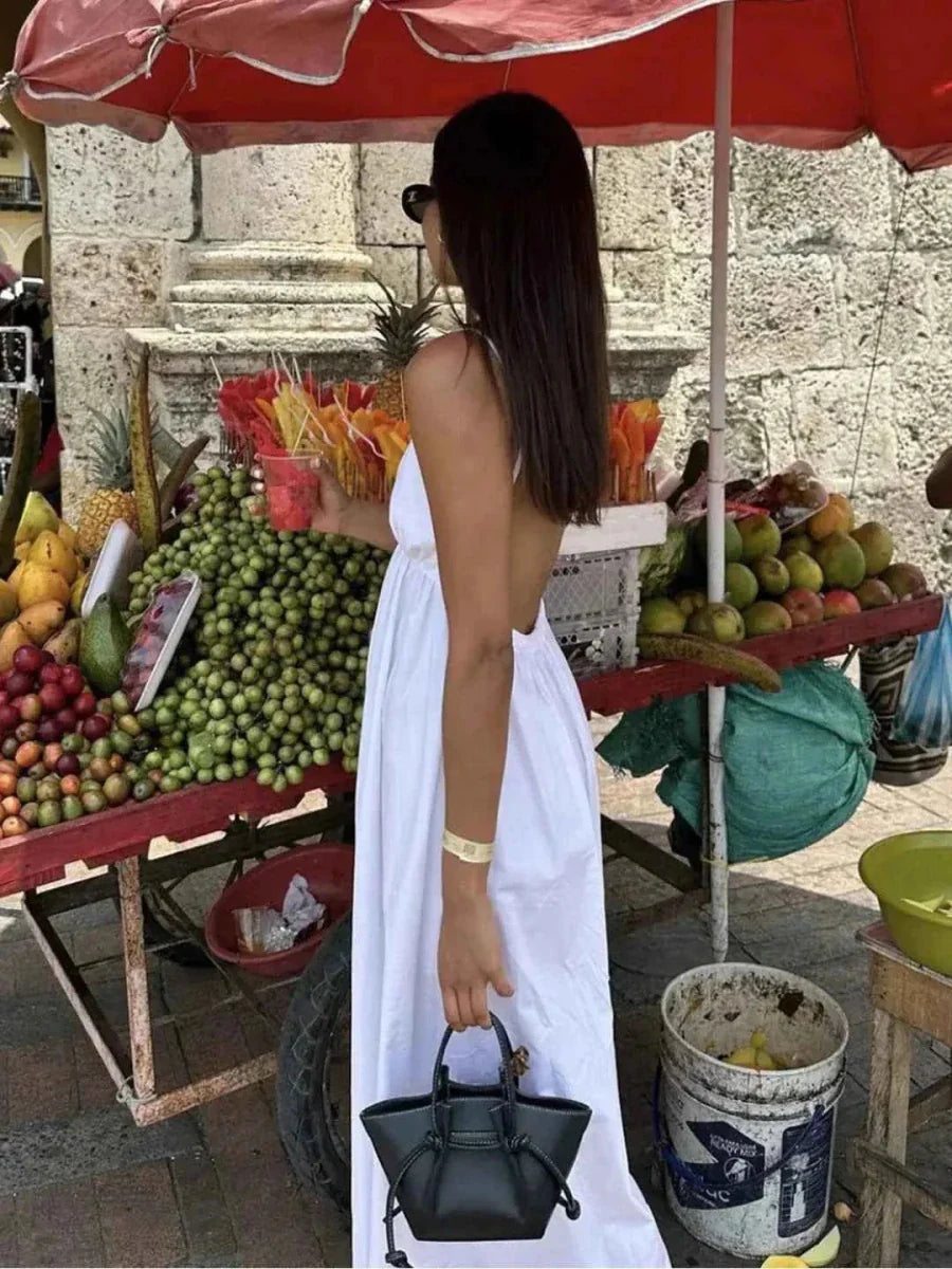 Alba – vestido maxi sin espalda con tirantes de espagueti, escote en V y falda amplia
