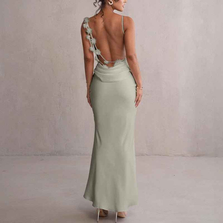 Amélie – Vestido maxi sin espalda con adornos florales