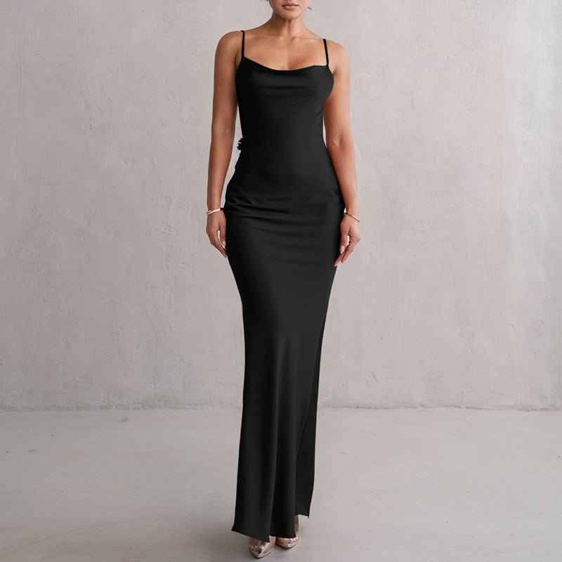 Amélie – Vestido maxi sin espalda con adornos florales