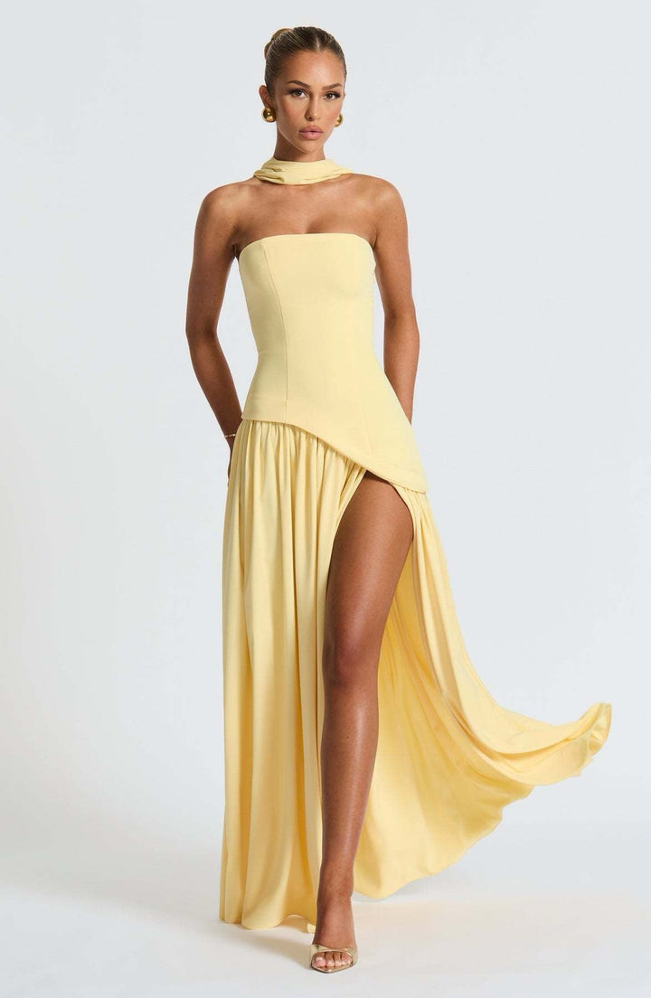 Beatriz™ | Vestido Longo com Corte Sofisticado