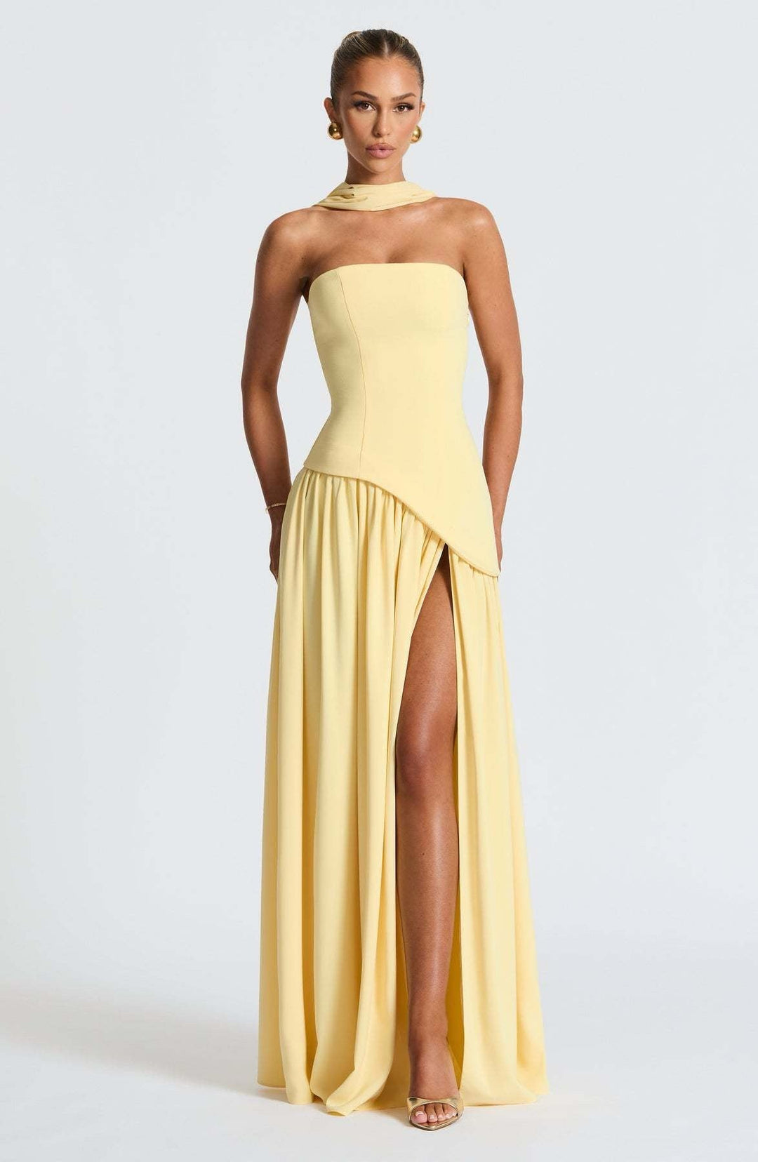 Beatriz™ | Vestido Longo com Corte Sofisticado