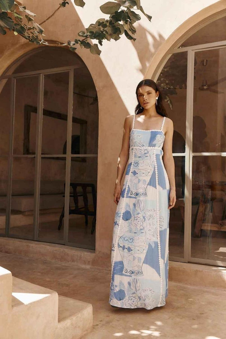 Chiara – Vestido Maxí Boho con patrón mediterráneo y lazo en la espalda