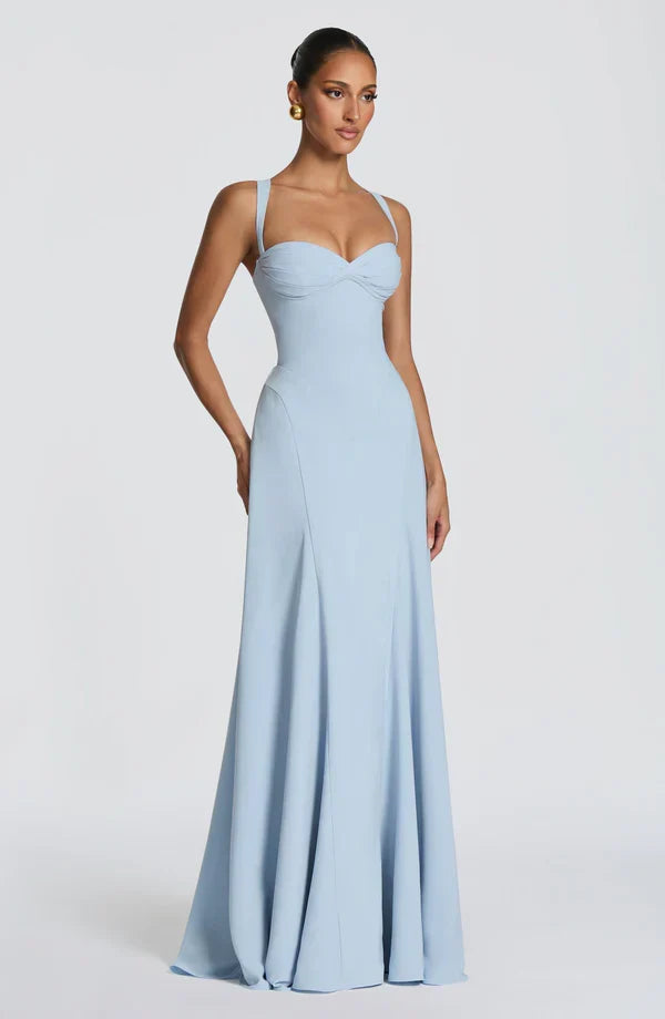 Vestido maxi para mujeres con tirantes delgados, espalda con cordones y escote corazón