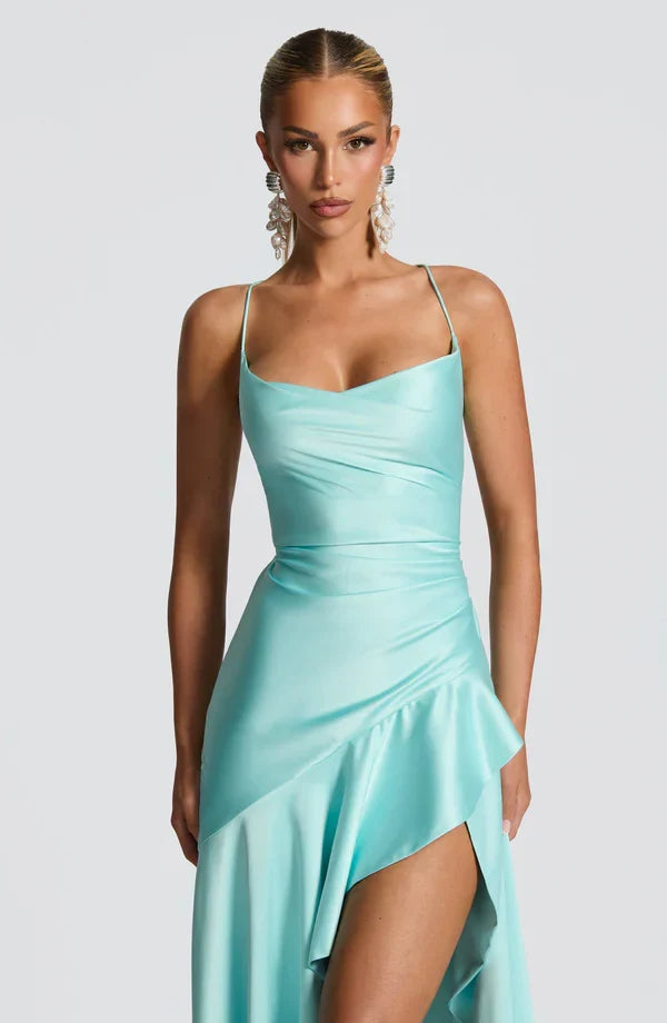 Vestido maxi de mujer con tirantes finos, cuello drapeado, asimétrico, con volantes y abertura
