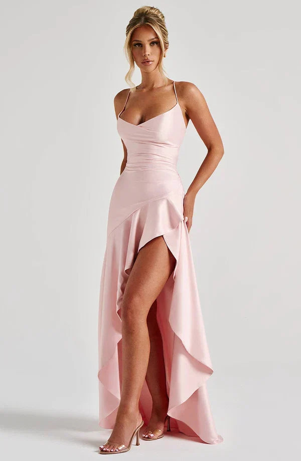 Vestido maxi de mujer con tirantes finos, cuello drapeado, asimétrico, con volantes y abertura