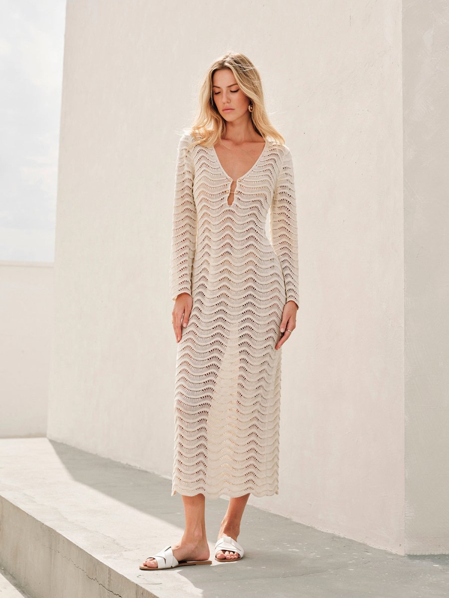 Elegante vestido maxi de verano en efecto de ganchillo