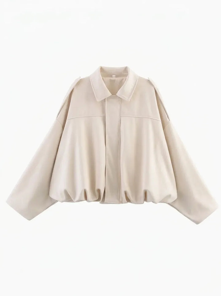 Abrigo oversized de señora con bolsillos prácticos
