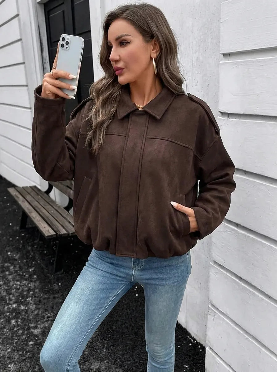 Abrigo oversized de señora con bolsillos prácticos