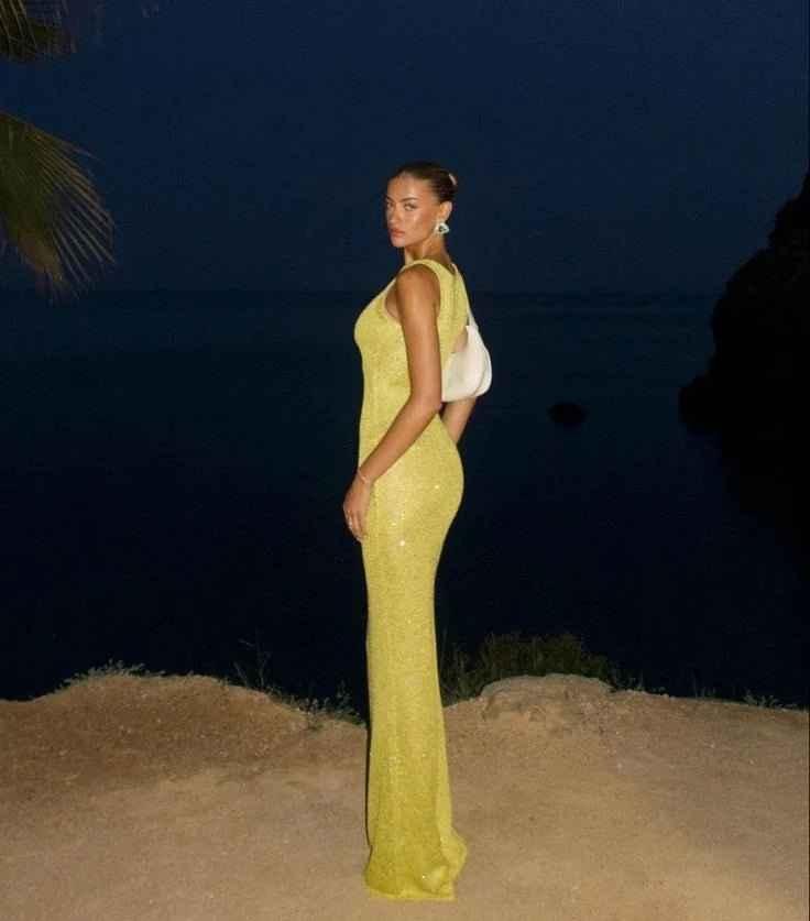 Lumi – Vestido de punto brillante en longitud maxi con espalda de nadador