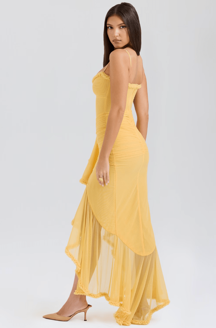 Maxi vestido de noche de manga larga con volantes