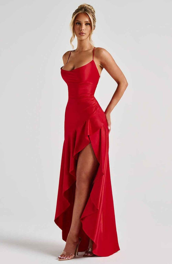Maxivestido con volante en el dobladillo