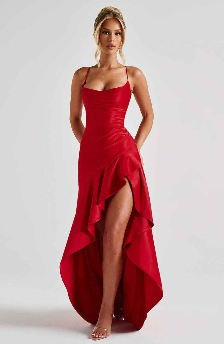 Maxivestido con volante en el dobladillo
