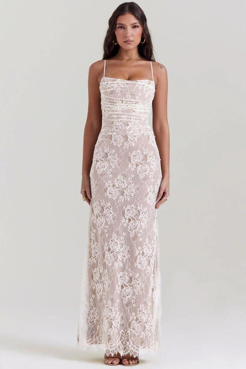 Noa – Vestido maxi de encaje con mangas largas y detalles transparentes
