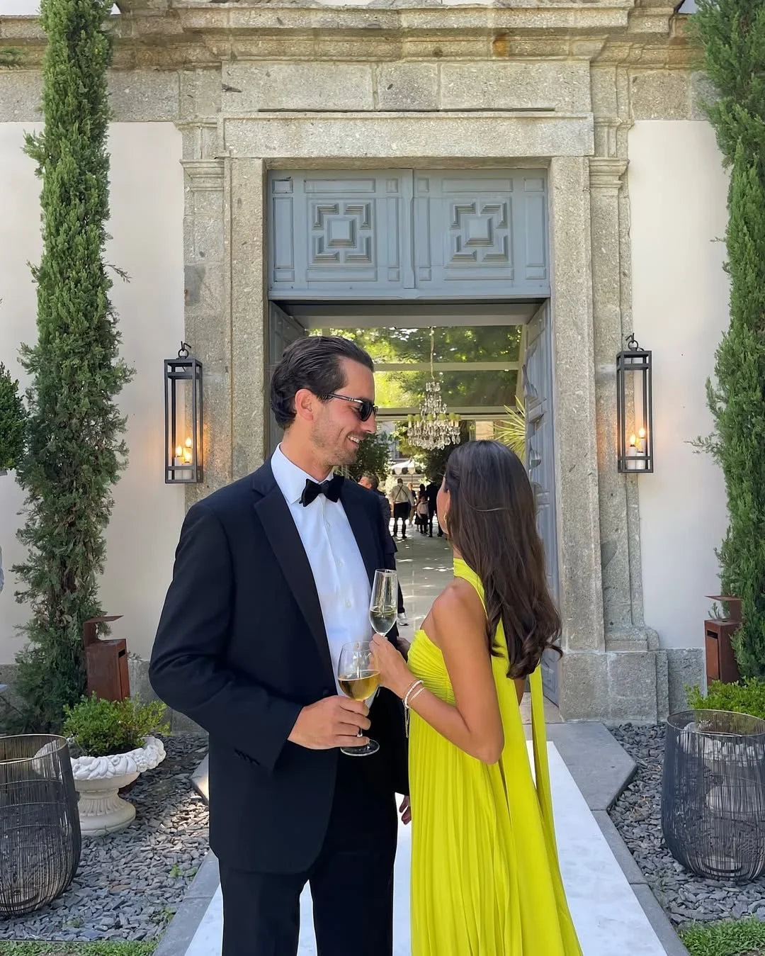 Vestido Maxi plisado amarillo para mujer