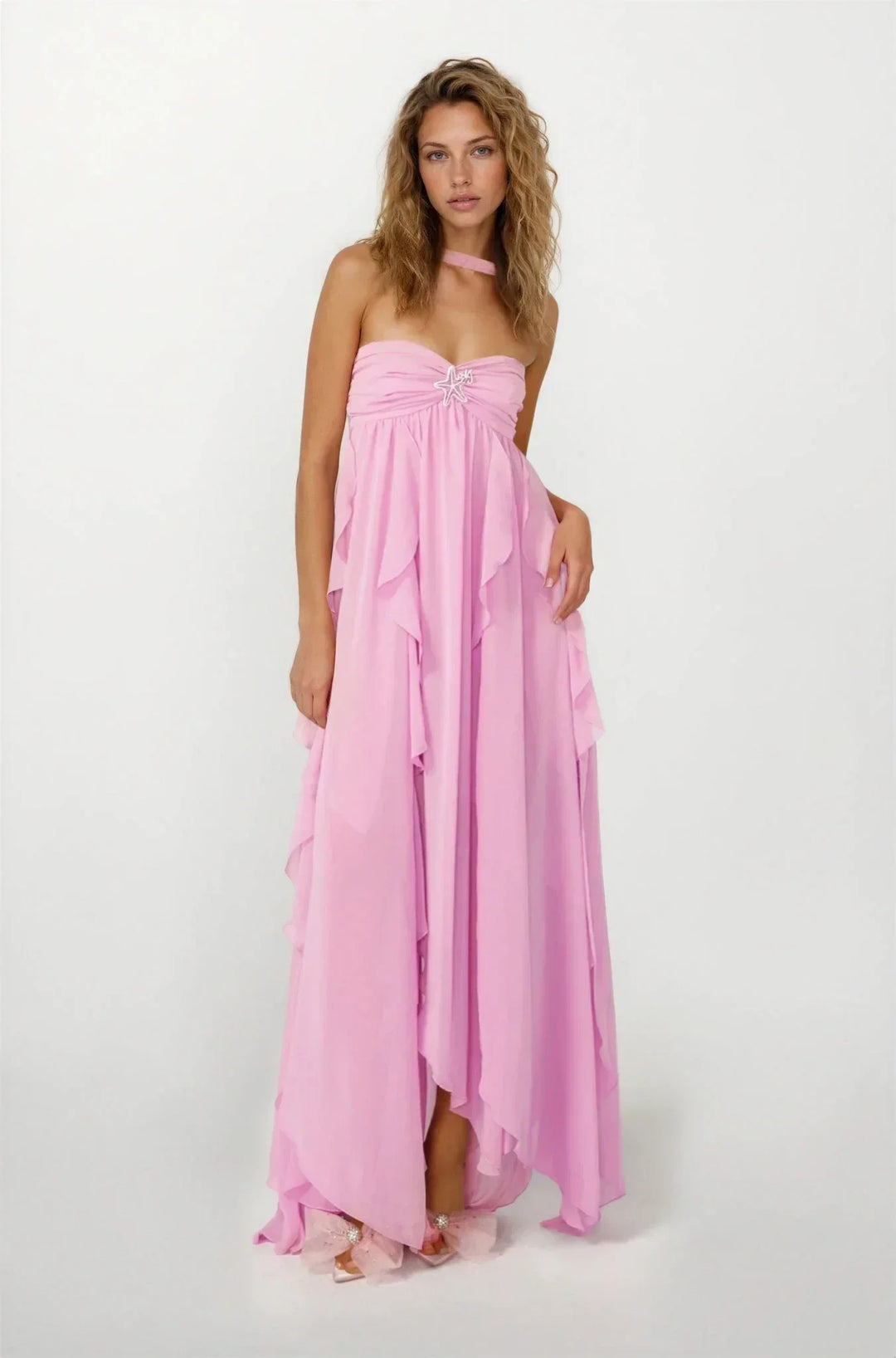 Vestido maxi rosa con volantes para mujer