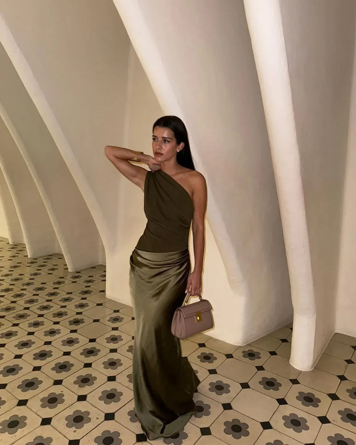 Vestido largo asimétrico de satén para mujer