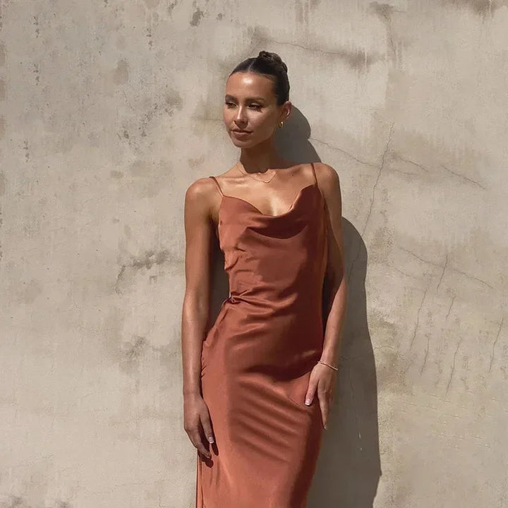 Vestido maxi de satén para mujer con cuello drapeado, sin mangas