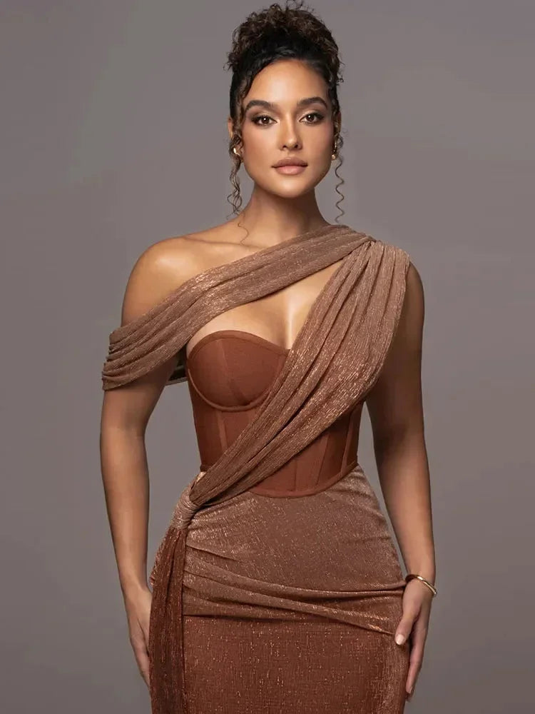 Vestido Maxi asimétrico brillante de noche con tirante