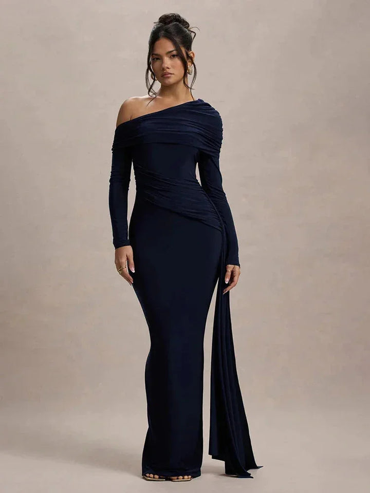 Vestido maxi de mujer con hombros al descubierto y cola