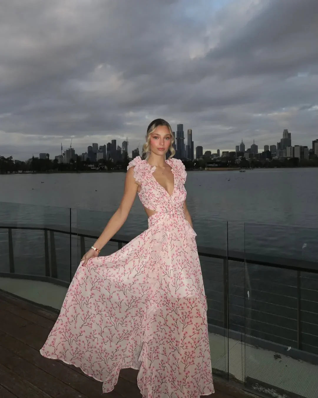 Vestido Maxi floral sin mangas para mujeres