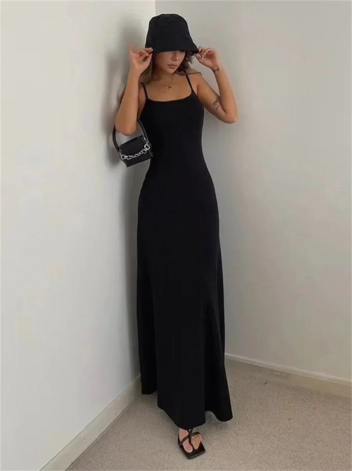 Vestido maxi ajustado de mujer con tirantes finos para el verano