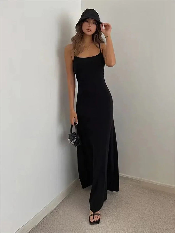 Vestido maxi ajustado de mujer con tirantes finos para el verano