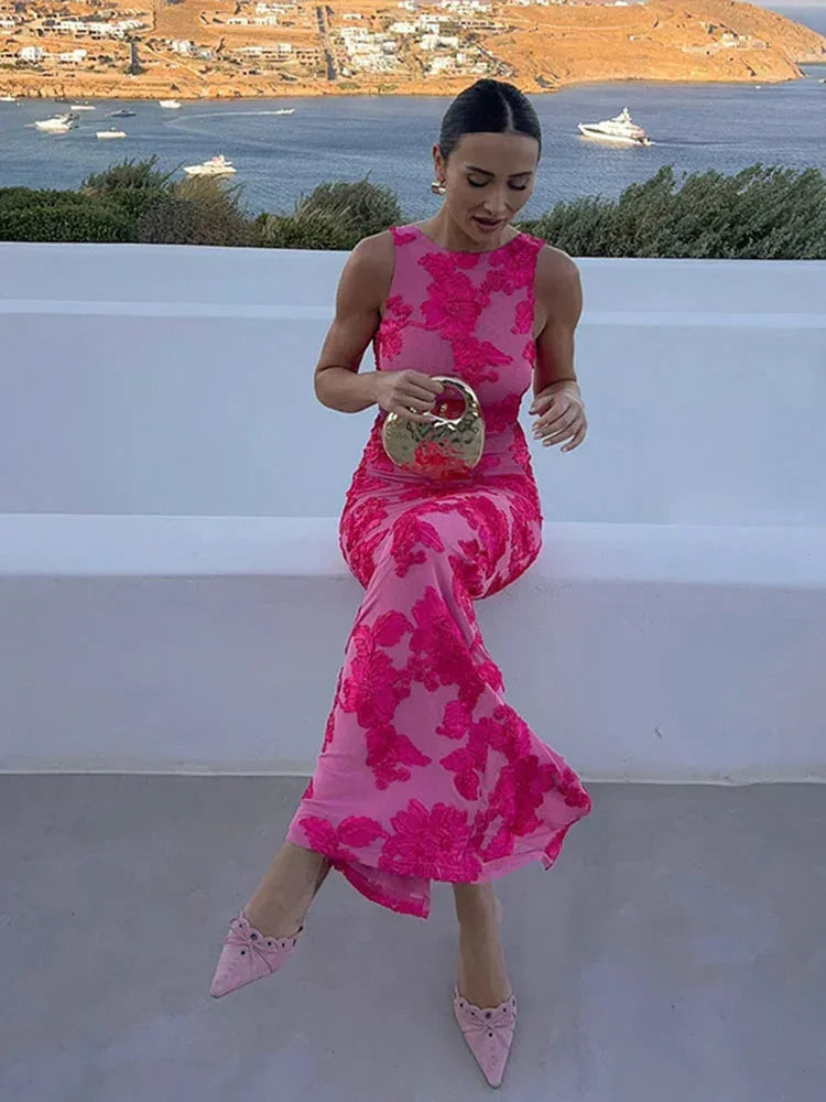 Vestido maxi rosa para mujer con vibrantes patrones florales