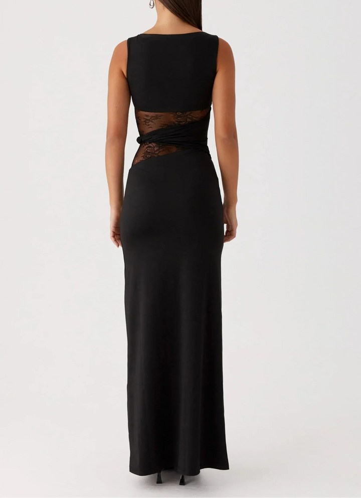 Vestido maxi negro con encaje y cortes