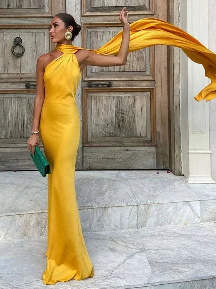 Vestido maxi de satén para mujer con un solo hombro y espalda descubierta